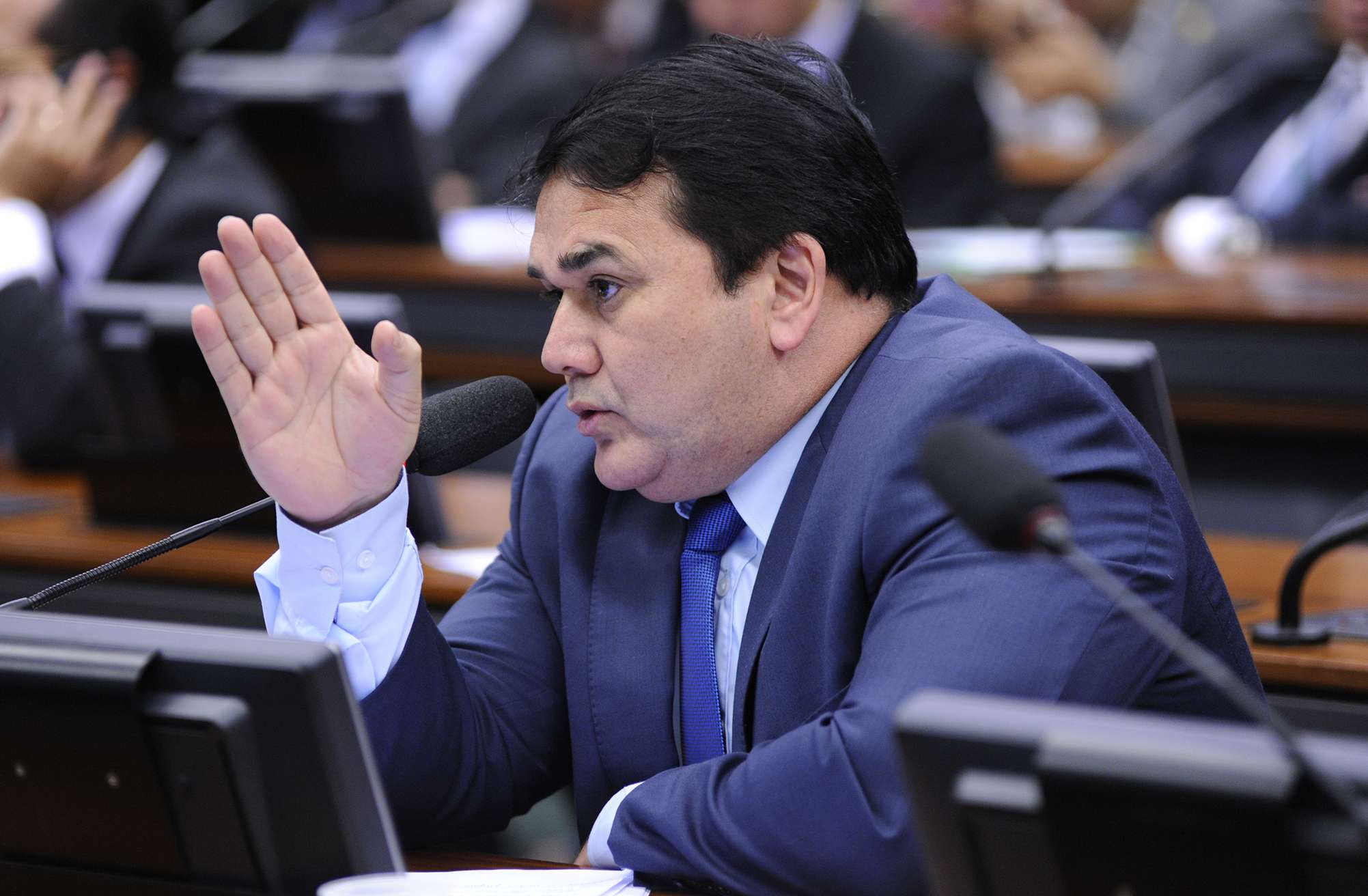 Audi&Atilde;&ordf;ncia p&Atilde;&ordm;blica para tomada de depoimento do ex-interventor da Santa Casa de Miseric&Atilde;&sup3;rdia de Birigui/SP, F&Atilde;&iexcl;bio Dutra Bertolin. Dep. cabo Sabino (PR-CE)